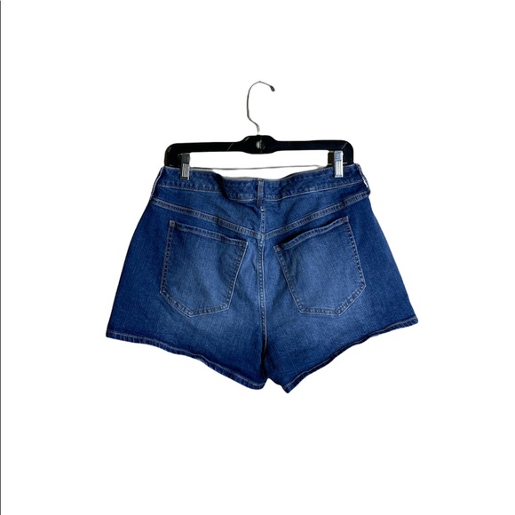 Torrid Premium Denim Shorts - Picture 2 of 8